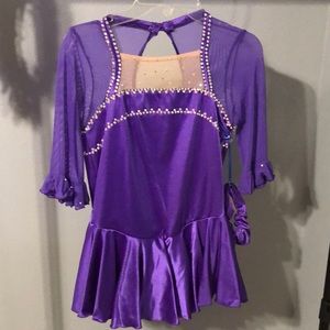 Ice Skating Outfit with Scrunchie